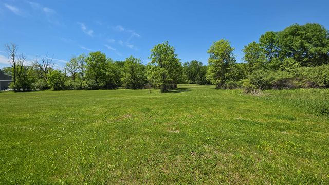 6089 N Seymour Road, Flushing, MI 48433