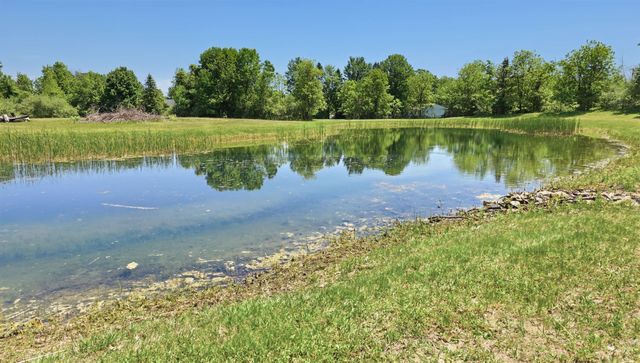6089 N Seymour Road, Flushing, MI 48433