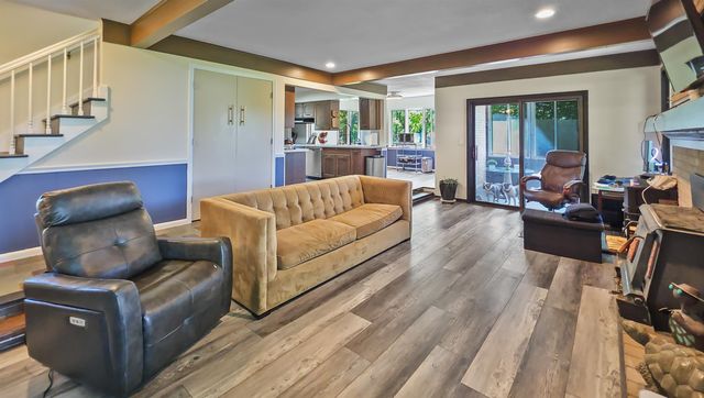 6089 N Seymour Road, Flushing, MI 48433
