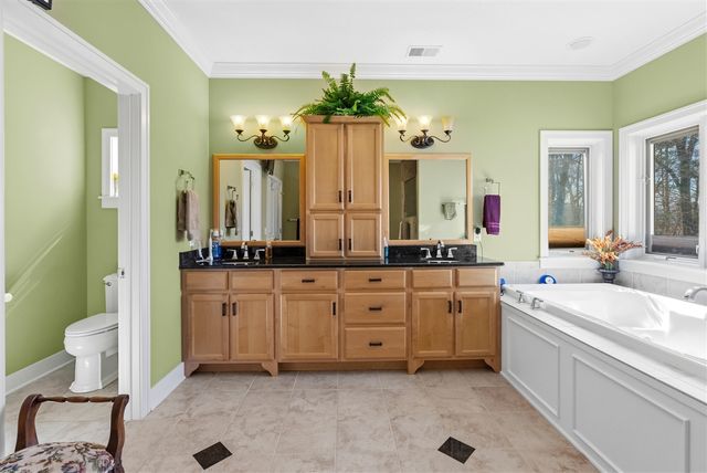 7342 Bentwood Trail, Kalamazoo, MI 49009