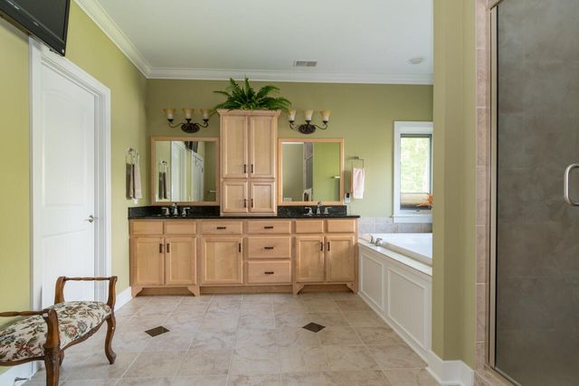 7342 Bentwood Trail, Kalamazoo, MI 49009