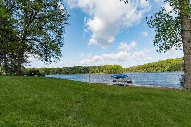 7342 Bentwood Trail, Kalamazoo, MI 49009