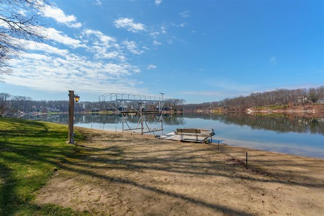 7342 Bentwood Trail, Kalamazoo, MI 49009