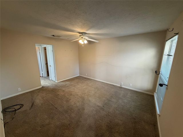 2829 Timmons Lane 172, Houston, TX 77027