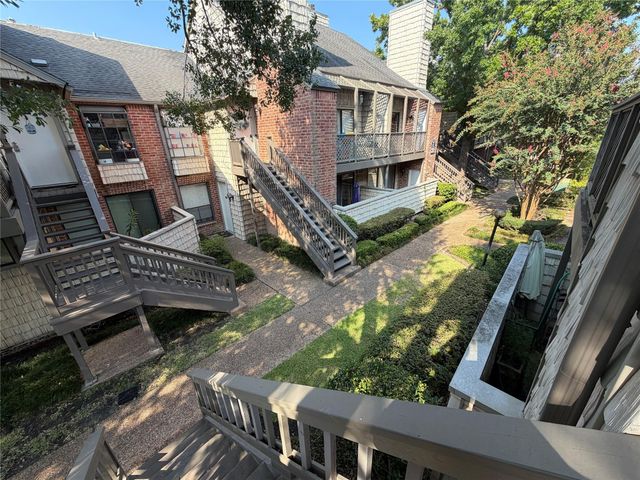 2829 Timmons Lane 172, Houston, TX 77027