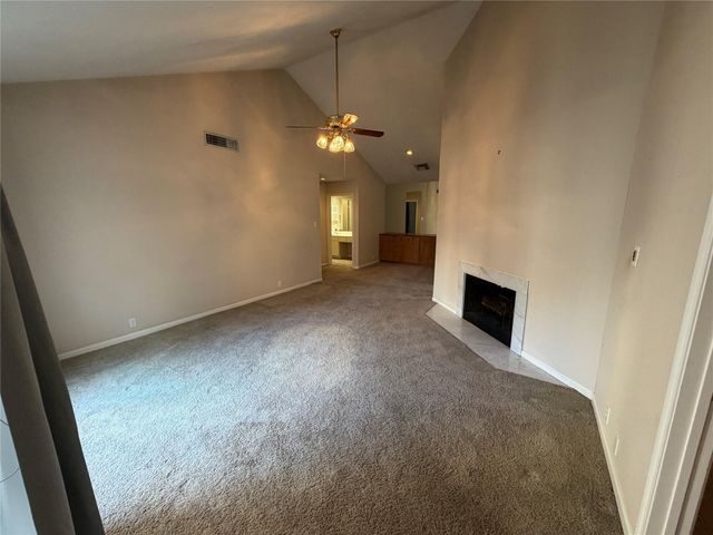 2829 Timmons Lane 172, Houston, TX 77027