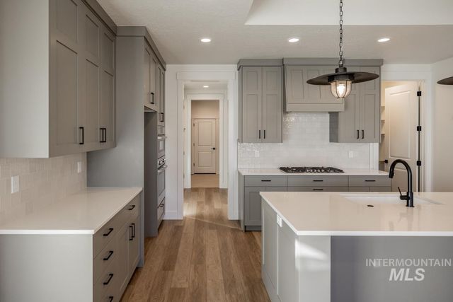 6229 S Hope Ave, Meridian, ID 83642