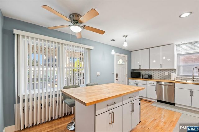 17 Kossuth Street, Wallington, NJ 07057