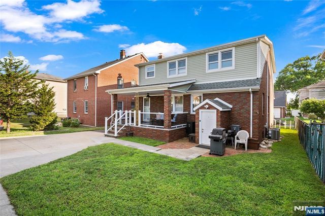 17 Kossuth Street, Wallington, NJ 07057