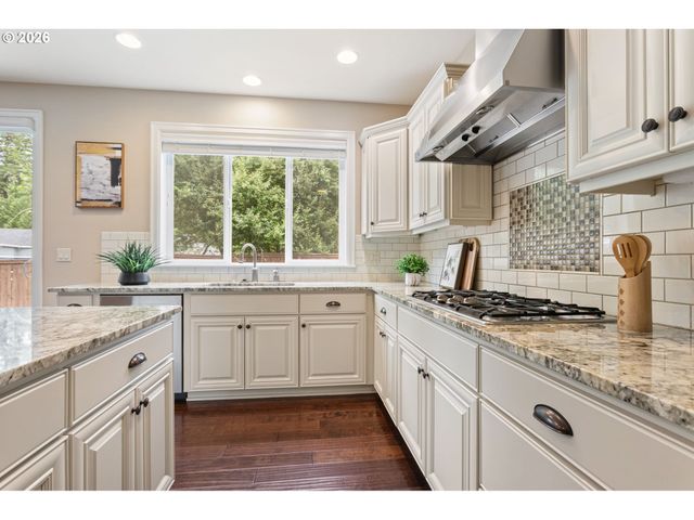5722 Nw 128TH Ter, Portland, OR 97229