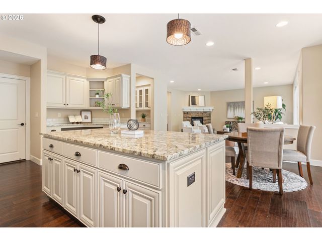 5722 Nw 128TH Ter, Portland, OR 97229