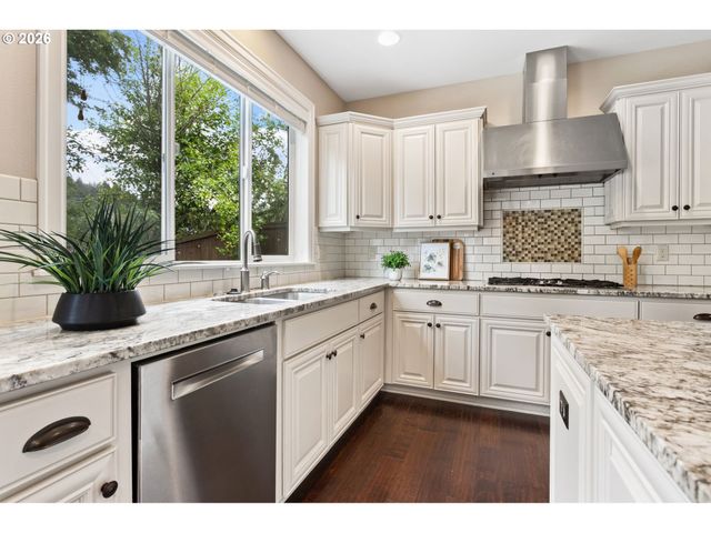 5722 Nw 128TH Ter, Portland, OR 97229