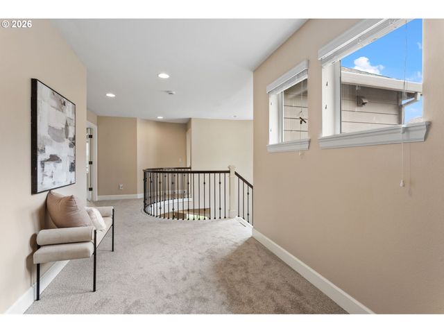 5722 Nw 128TH Ter, Portland, OR 97229