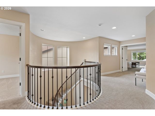 5722 Nw 128TH Ter, Portland, OR 97229