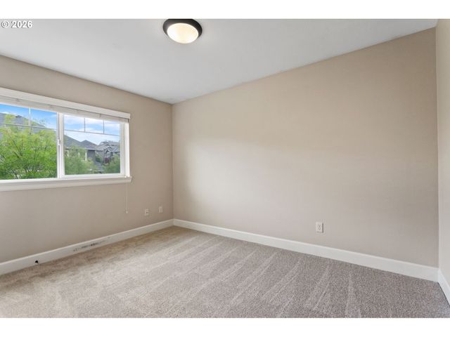 5722 Nw 128TH Ter, Portland, OR 97229