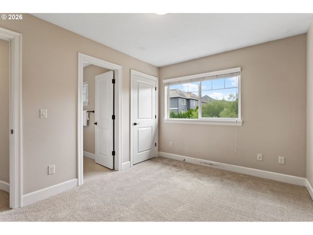 5722 Nw 128TH Ter, Portland, OR 97229
