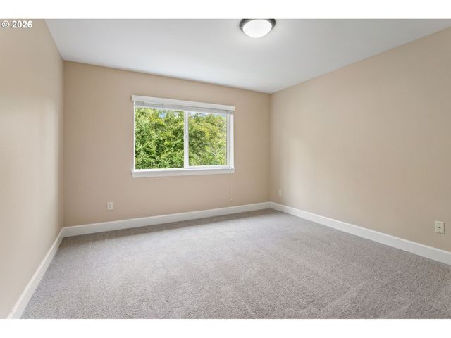 5722 Nw 128TH Ter, Portland, OR 97229