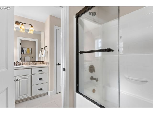 5722 Nw 128TH Ter, Portland, OR 97229