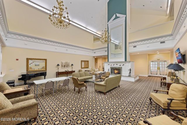 18 Amberwinds Court, Lakewood, NJ 08701