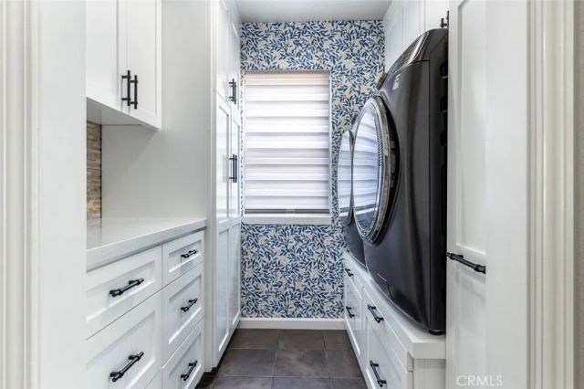 1977 Goshen Avenue, Clovis, CA 93611