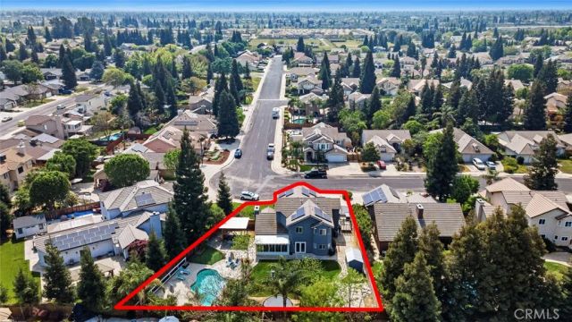 1977 Goshen Avenue, Clovis, CA 93611