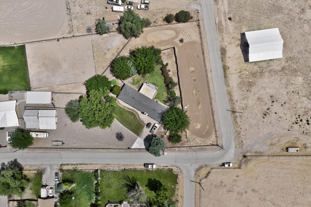 430 Abo Road, Bosque Farms, NM 87068