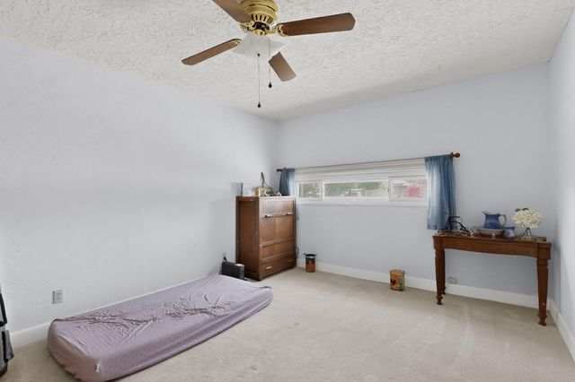 430 Abo Road, Bosque Farms, NM 87068