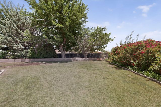 430 Abo Road, Bosque Farms, NM 87068