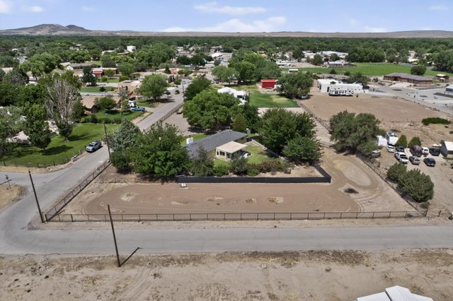 430 Abo Road, Bosque Farms, NM 87068