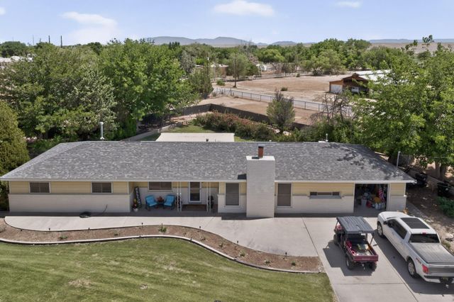 430 Abo Road, Bosque Farms, NM 87068