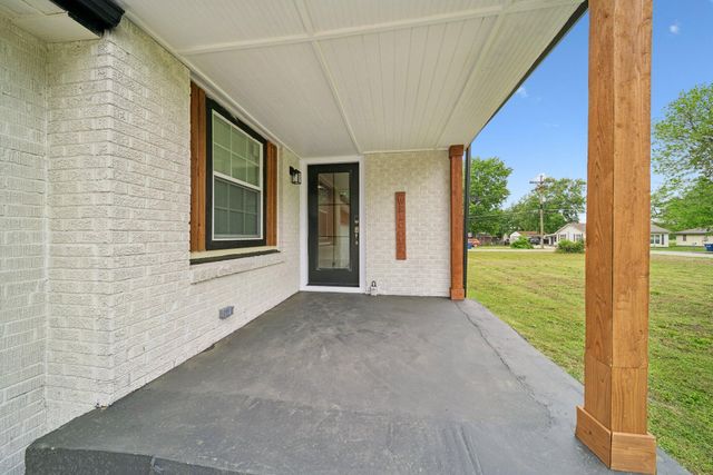 418 S Brewer Street Brewer, Vinita, OK 74301