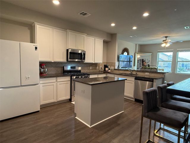 3610 Vista Pointe Drive, Pasadena, TX 77504