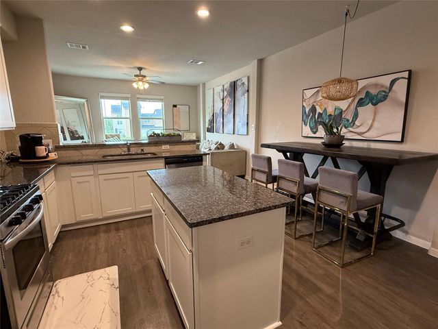 3610 Vista Pointe Drive, Pasadena, TX 77504