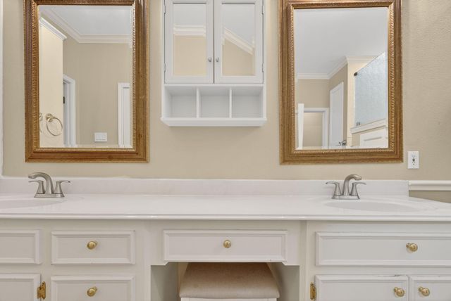 5010 Plantation Colony Court, Sugar Land, TX 77478