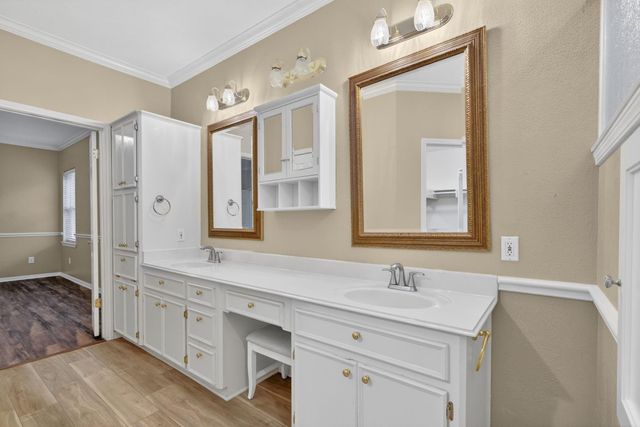 5010 Plantation Colony Court, Sugar Land, TX 77478