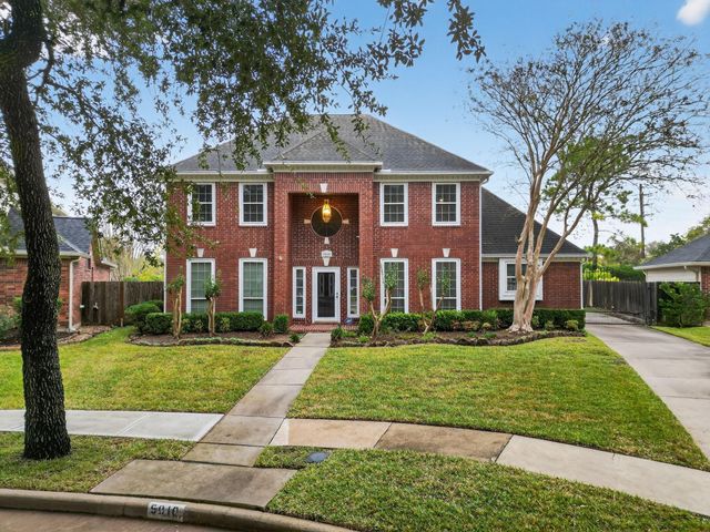 5010 Plantation Colony Court, Sugar Land, TX 77478