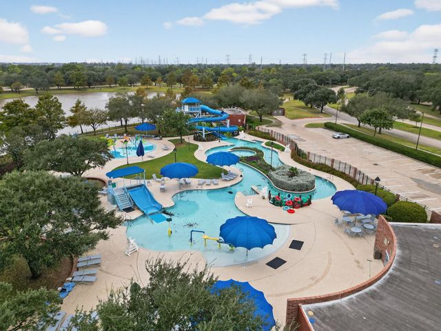 5010 Plantation Colony Court, Sugar Land, TX 77478