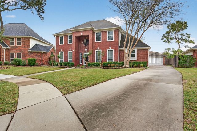 5010 Plantation Colony Court, Sugar Land, TX 77478