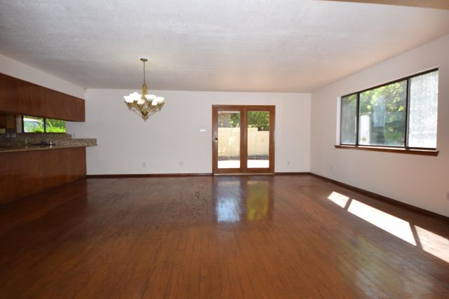 8808 N Caminito Drive NE, Albuquerque, NM 87111