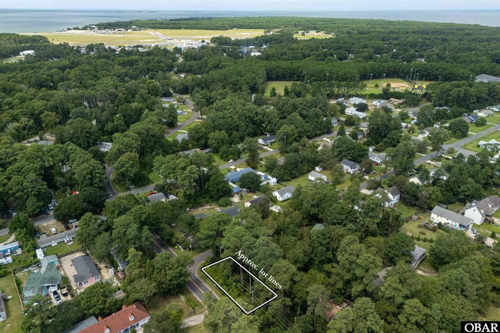 Image 12 of property listing at 707 Harriot Street Unit: Lot 7, Manteo, NC 27954