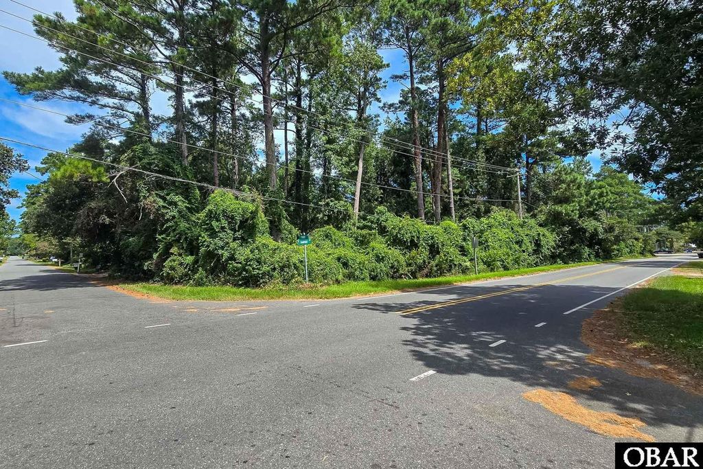 Image 15 of property listing at 707 Harriot Street Unit: Lot 7, Manteo, NC 27954