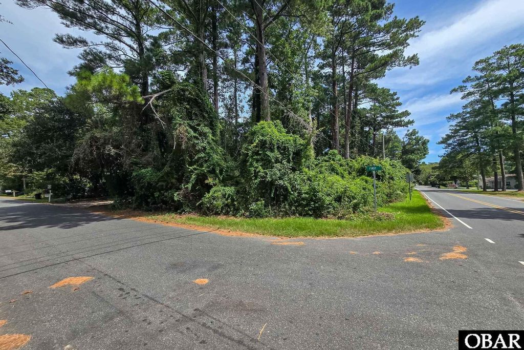 Image 17 of property listing at 707 Harriot Street Unit: Lot 7, Manteo, NC 27954