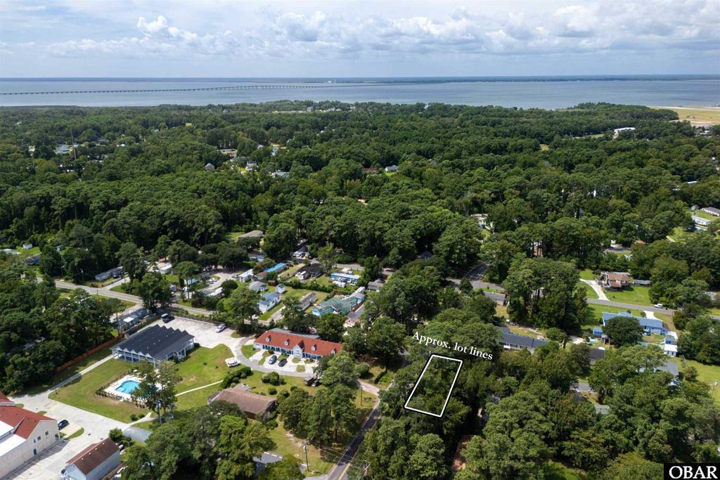 Image 8 of property listing at 707 Harriot Street Unit: Lot 7, Manteo, NC 27954