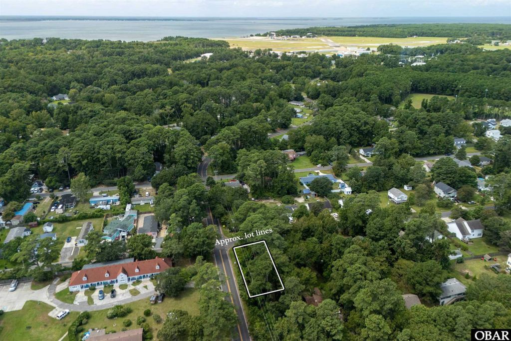 Image 10 of property listing at 707 Harriot Street Unit: Lot 7, Manteo, NC 27954