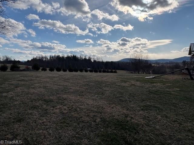 927 Shingle Gap Road, Purlear, NC 28665