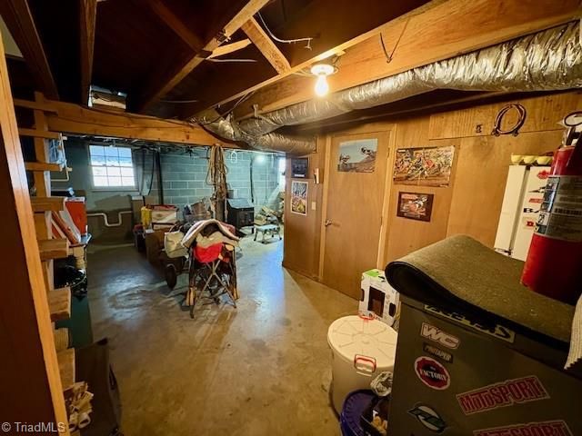 927 Shingle Gap Road, Purlear, NC 28665