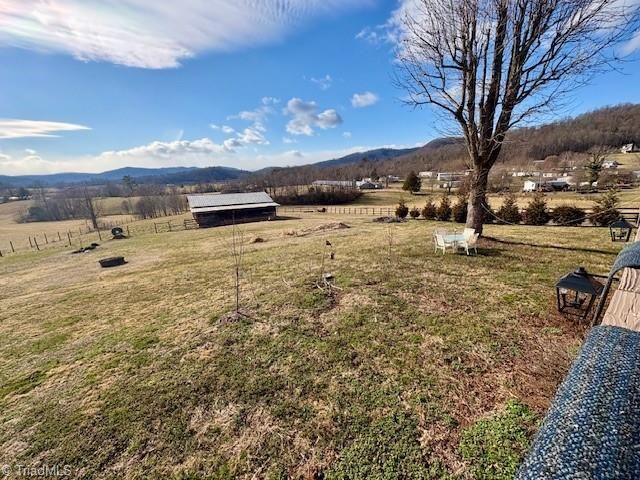 927 Shingle Gap Road, Purlear, NC 28665