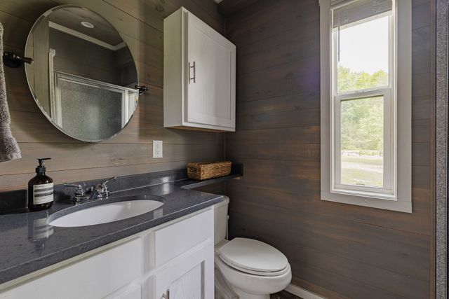19 Lillypad Ln, Tracy City, TN 37387