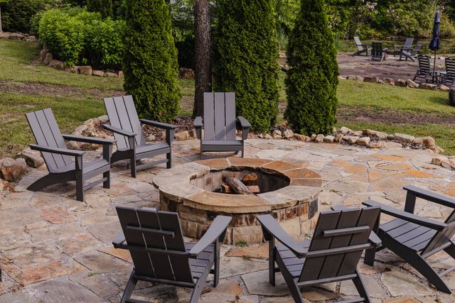 19 Lillypad Ln, Tracy City, TN 37387