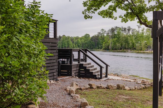 19 Lillypad Ln, Tracy City, TN 37387